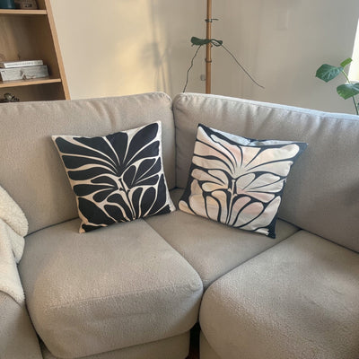9517 Set Of 2 pillow Cases. 2 Color Styles 18 X 18 Super Soft Tan Black New